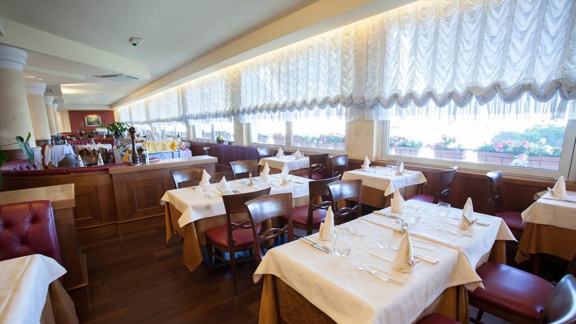 Hotel Principe Palace Lido di Jesolo Eksteriør bilde