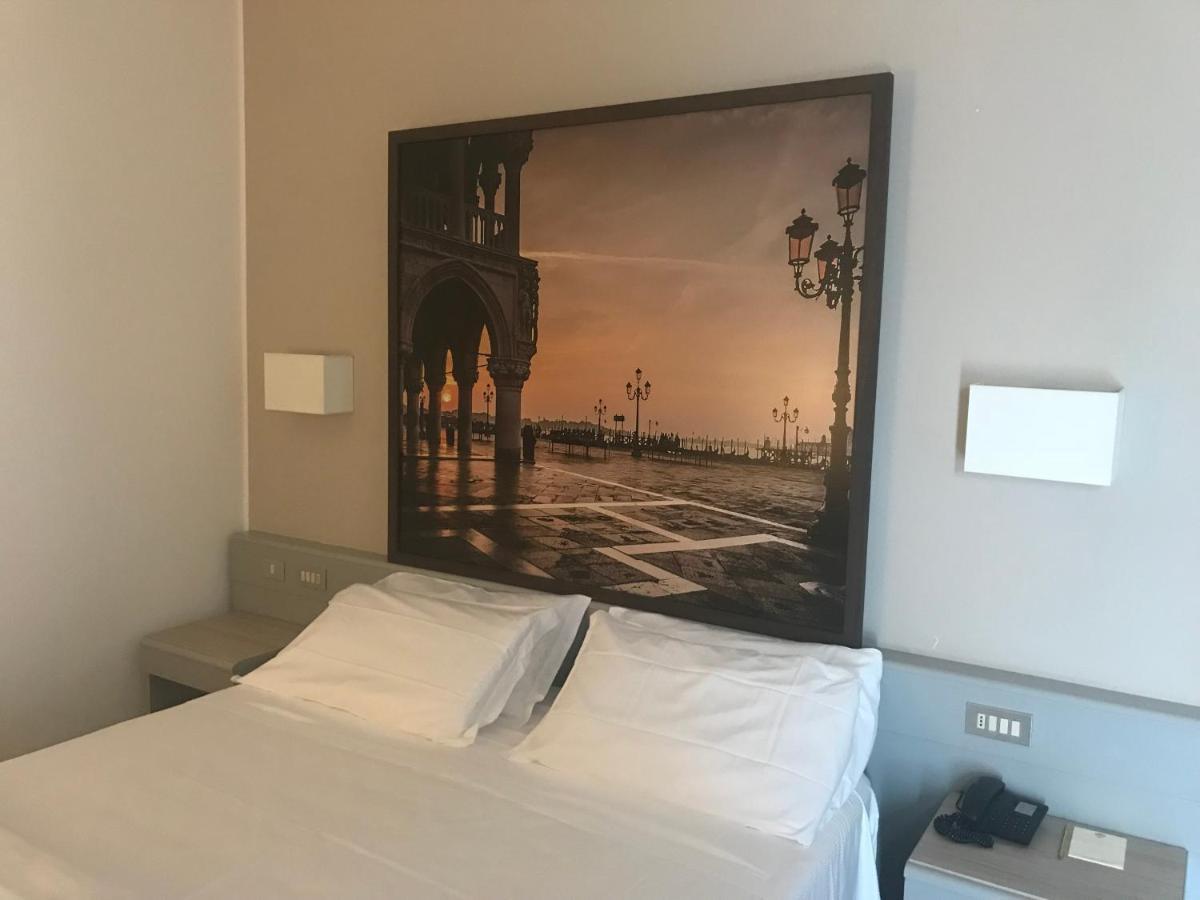 Hotel Principe Palace Lido di Jesolo Eksteriør bilde