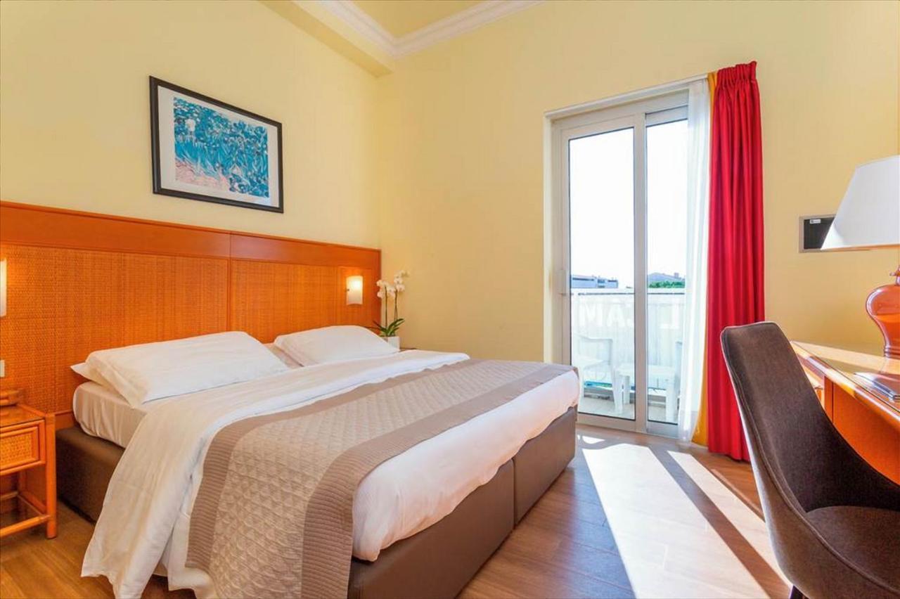 Hotel Principe Palace Lido di Jesolo Eksteriør bilde